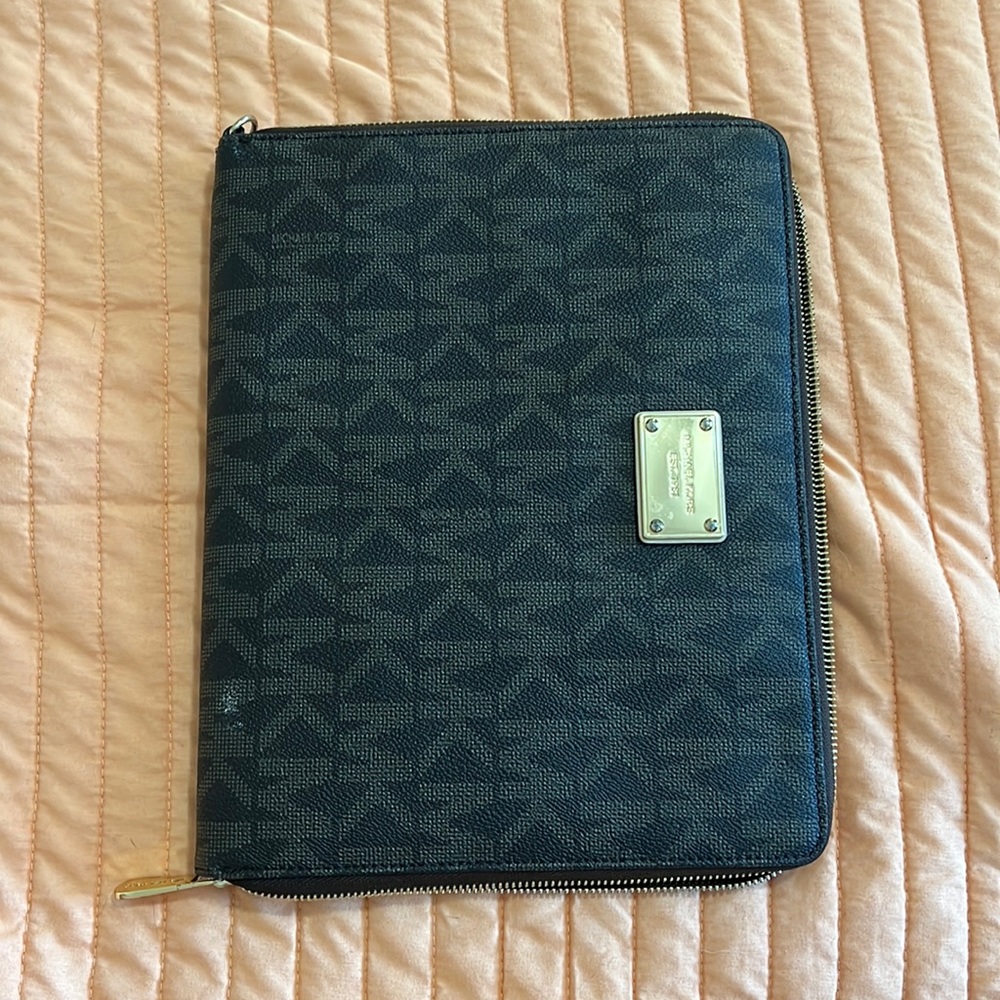 Michael Kors IPad case